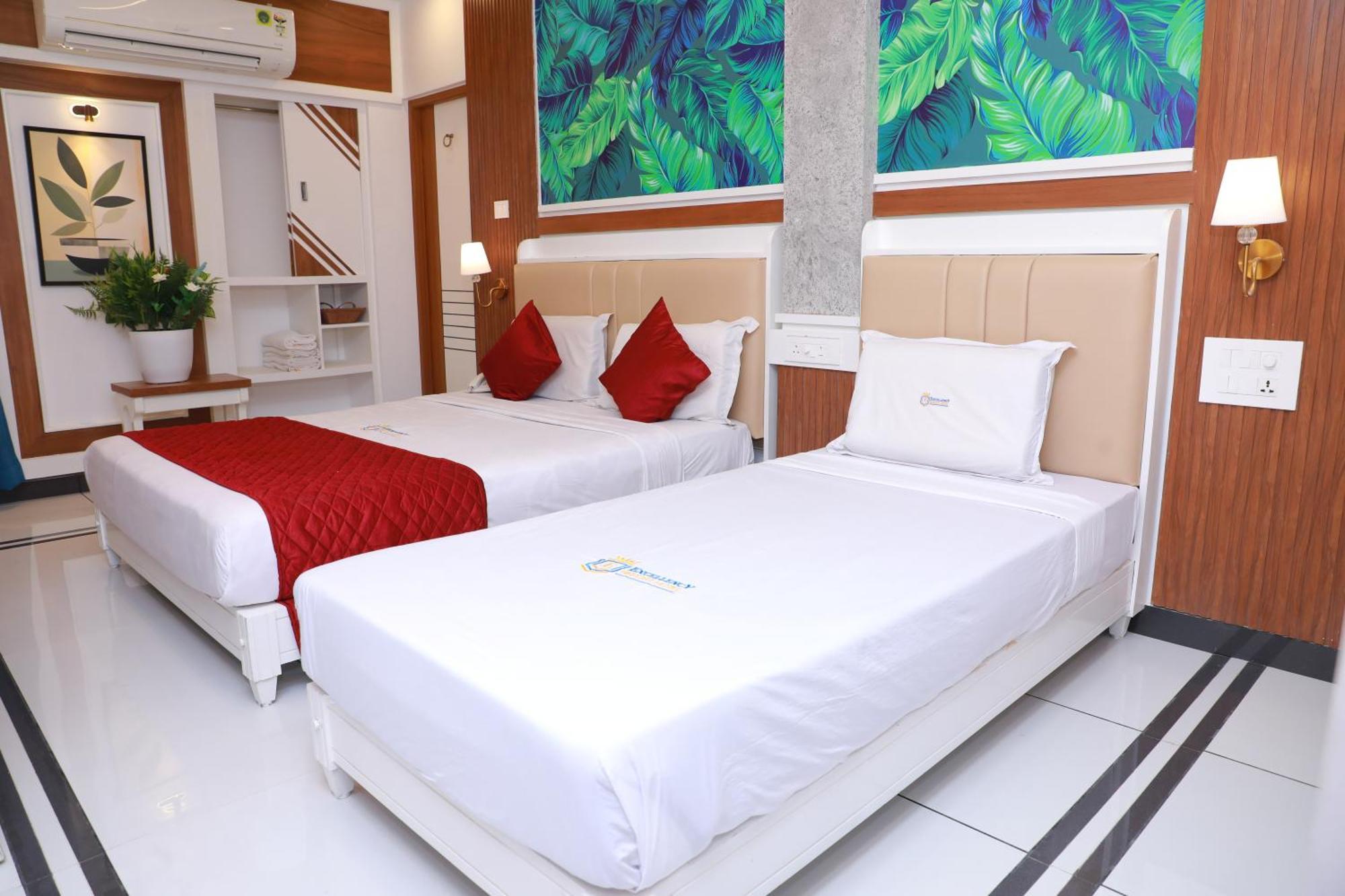 Excellency Airport Hotel Kochi Luaran gambar