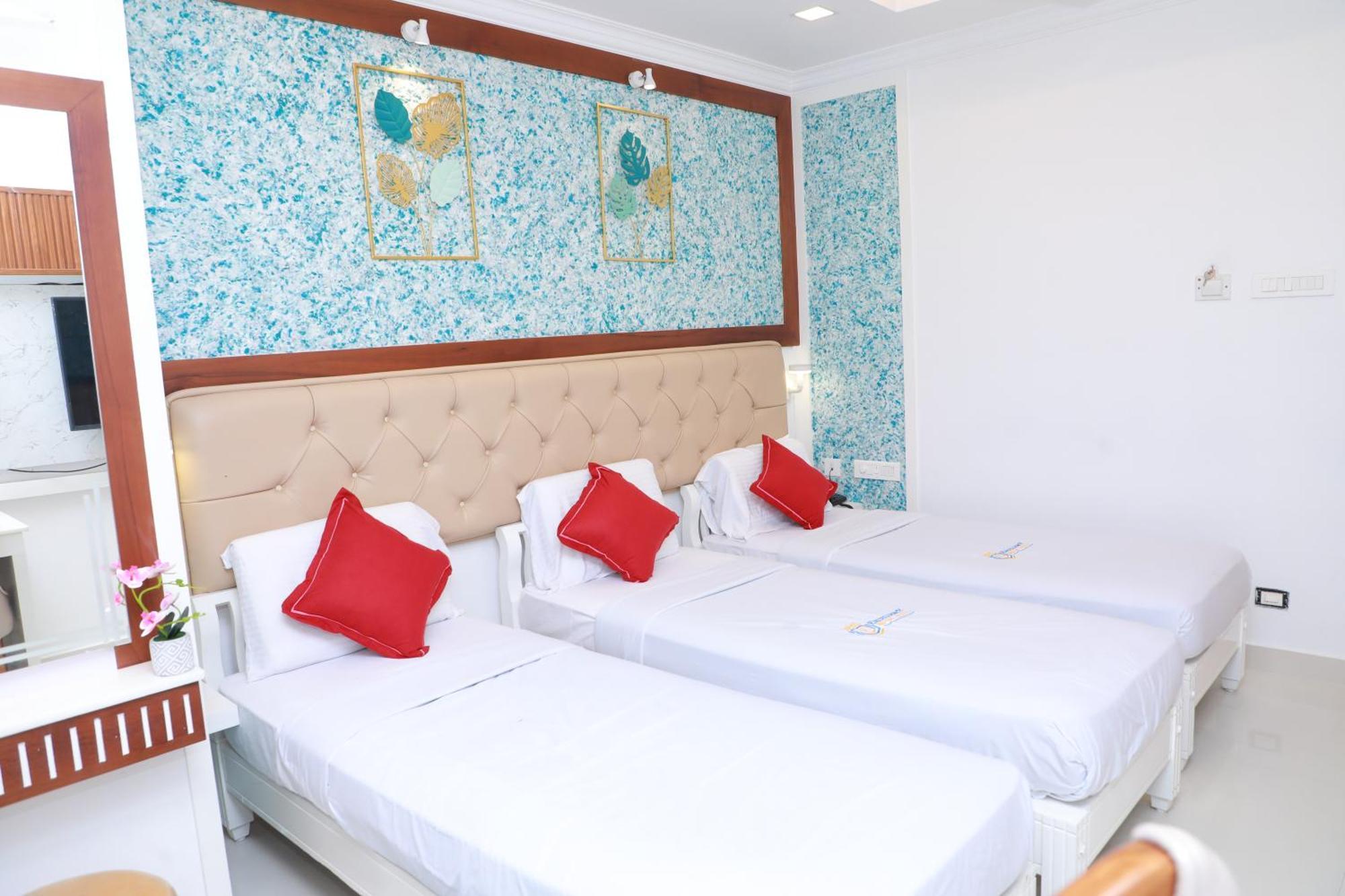 Excellency Airport Hotel Kochi Luaran gambar